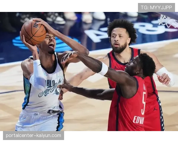 文班亚马全明星赛33分8板3帽 用态度重新定义赛事价值